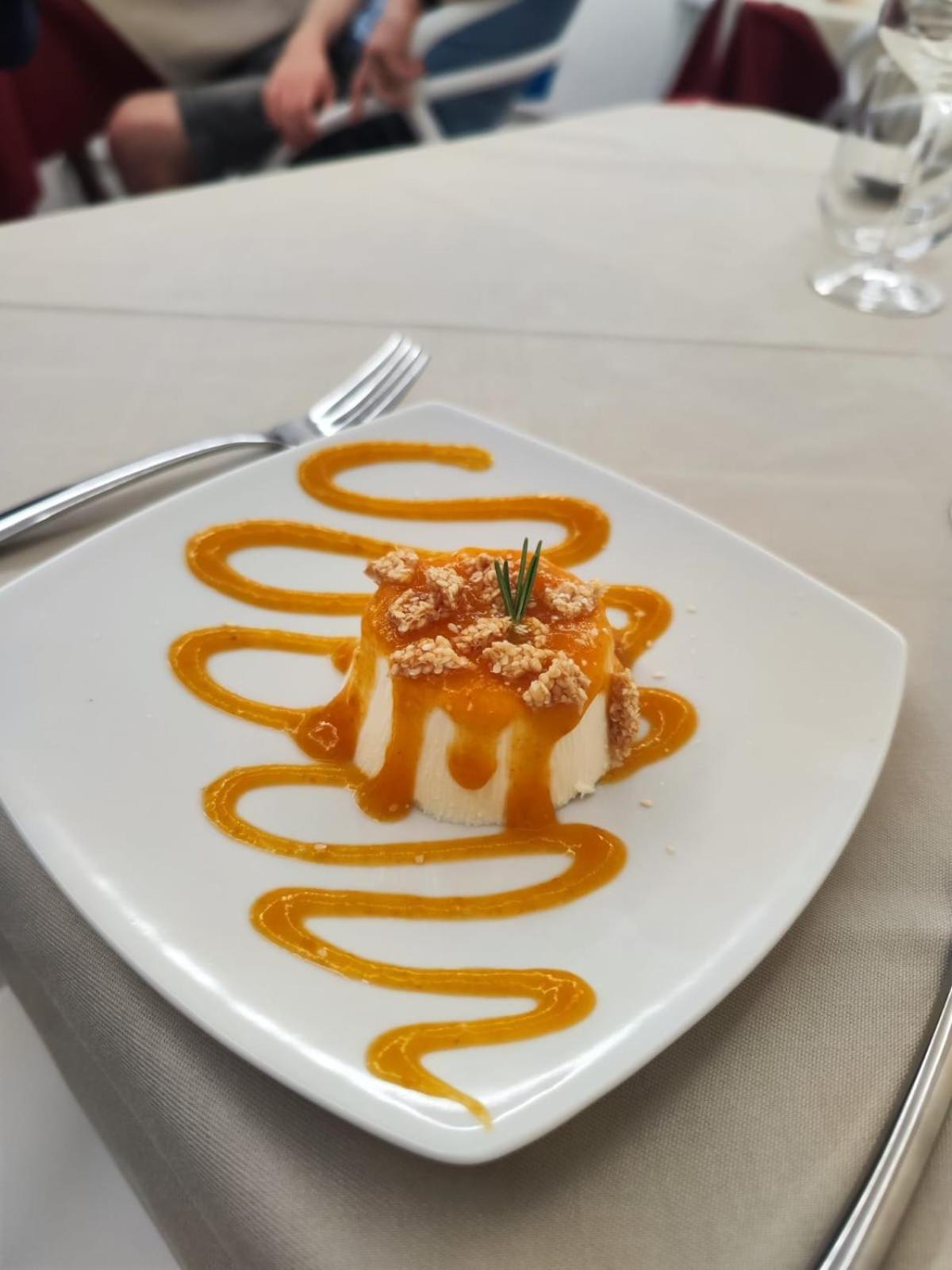 Rimir Hotel & Centro Benessere 蒙特齐尔佛奈 外观 照片